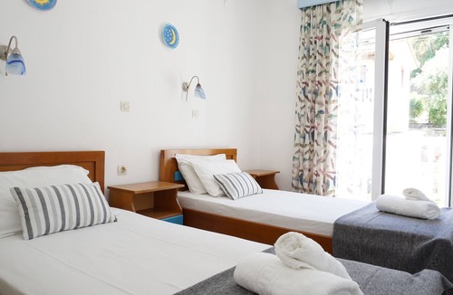 Alikanas Apartment | Spacious Two bedroom Sea View Home