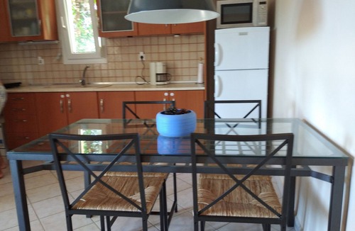 Skala Fourkas Apartment | Spacious two room apartment with patio, 5 min walk from the beach