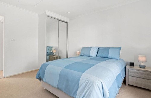 Terrigal House | Spaciously Comfy Home With Balcony and BBQ