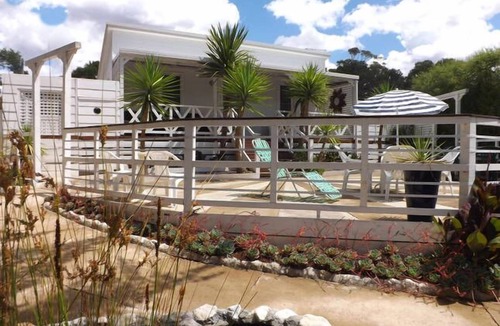 Creswick Cabin | Sparkling Cabin Springs