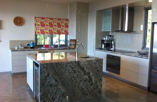 Point Lookout House | Spectacular holiday home high on the hill with fabulous views and.