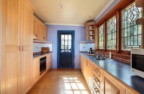 Mollymook Beach House | Spectacular Views - steps from Mollymook Beach