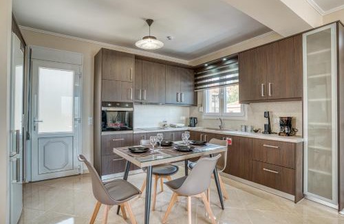Kambos Apartment | Spiladia Luxury Apartment