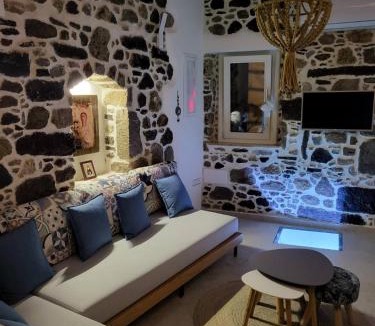 Mandraki House | Spiliani View