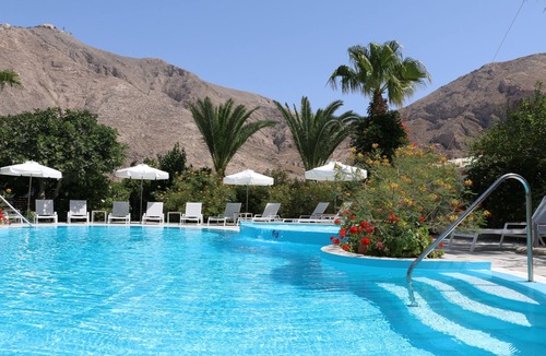 Perissa Hotel | Spiros & Hiroko Hotel - Adults Only