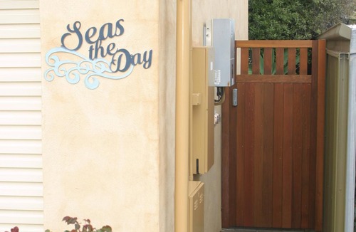 Moana Apartment | Spoil yourself! Gateway- McLaren Vale wineries, Moana Beach & Onkaparinga Gorge!