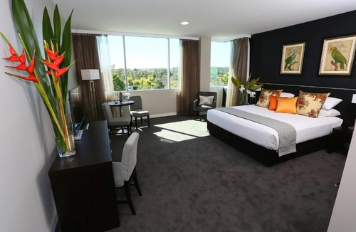 Springfield Lakes Hotel | Springfield Lakes Boutique Hotel