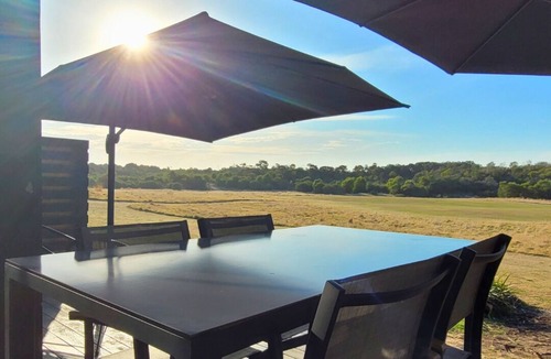 Fingal House | St Andrews Beach Golf Escape- entire townhouse, private on course location!
