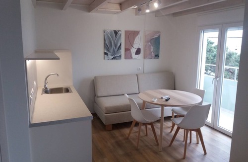 Sarakiniko House | Stavento beach front suites
