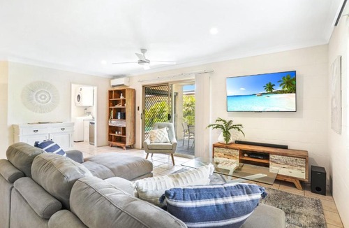 Kewarra Beach House | Stay at the Albatross