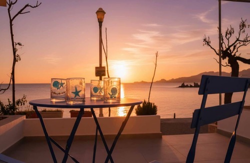 Haraki Apartment | Stay in Charaki Facing the Sea