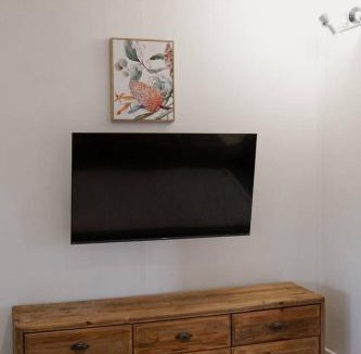 Clermont House | Stay Outback Clermont - Pet Friendly