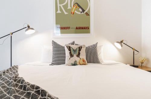Melbourne Central Business District Apartment | StayCentral - Melbourne Central