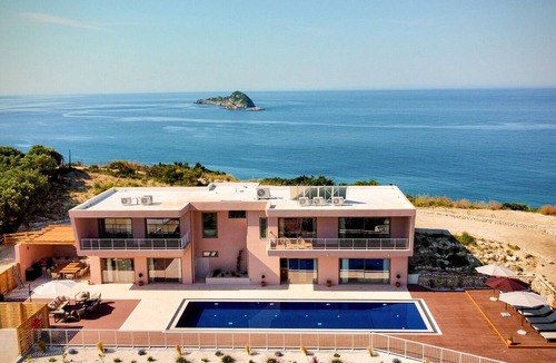 Agios Stefanos Avliotes Villa | Stefanos Rock - Agios Stefanos