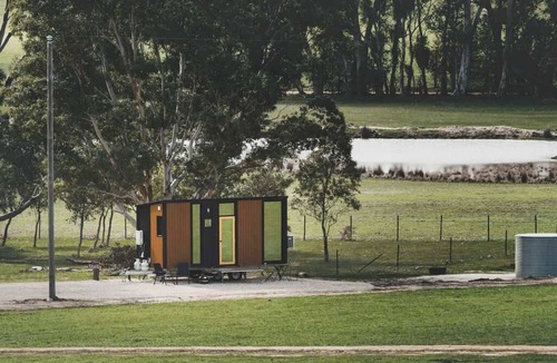 Warrenmang House | Stella at Sheltered Paddock by Tiny Away
