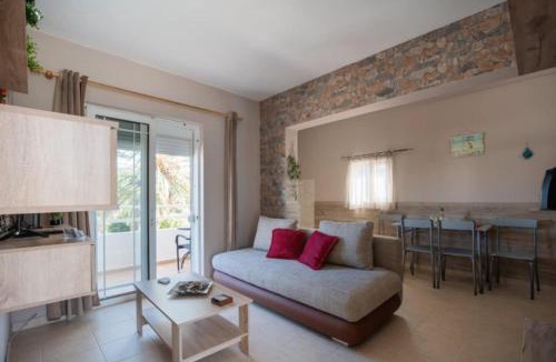 Kolymbia Apartment | Stergios top view residence with jacuzzi