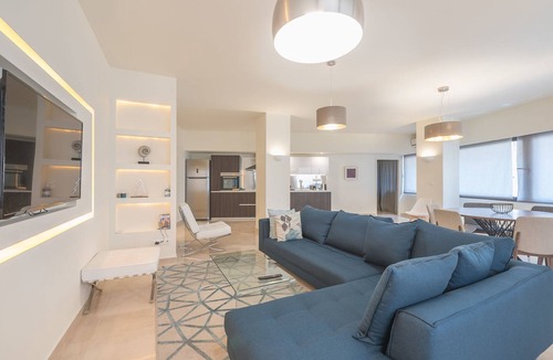 Kypseli Apartment | Stilvolle 2 Schlafzimmer, nur wenige Schritte von Fokionos Negri by Interhome