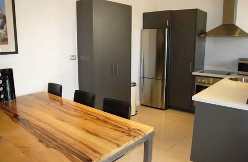 Battery Point House | Stone Cottage situated in historic Arthur Circus