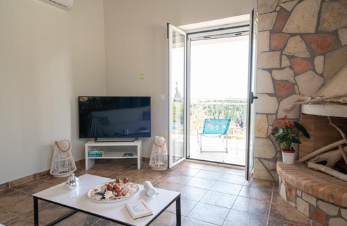 Erisos Villa | Stone Villa Eriphyle ,private with sunset view!