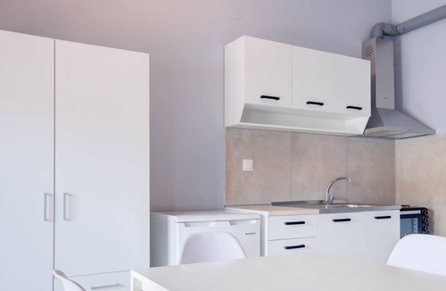 Haniotis Apartment | Studio 1C in Hanioti close to beach and shops