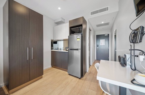 Ryde Apartment | Studio 8 Residences - Adults Only