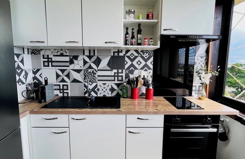 Pa'ofa'i Apartment | Studio Anaiti - Calme, proche centre-ville, ferry & aéroport.