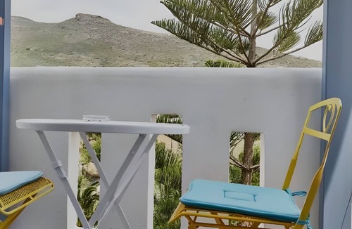 Gavrio Apartment | Studio Apartment 'Irene 7 Deluxe Double 2' with Sea View, Wi-Fi and Air Conditioning