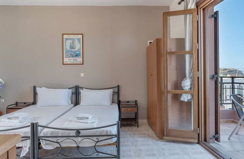 Paloi Apartment | Studio Apartment 'Frantzis 4' with Sea View, Wi-Fi and Air Conditioning