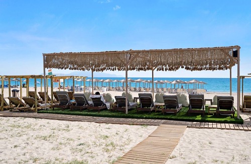 Pidima Kyras Apartment | Studio Apartment 'Iguana 18' with Sea View, Wi-Fi and Air Conditioning