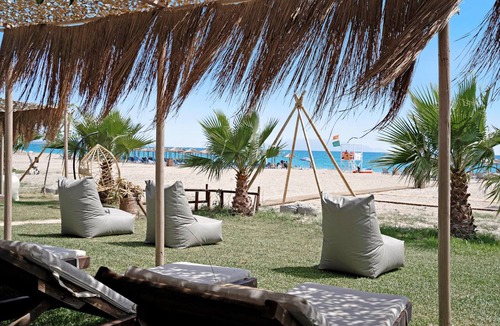 Pidima Kyras Apartment | Studio Apartment 'Iguana 12' with Sea View, Wi-Fi and Air Conditioning