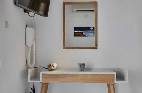 Gavrio Apartment | Studio Apartment 'Irene 8 Superior Triple 1' with Sea View, Wi-Fi and Air Conditioning