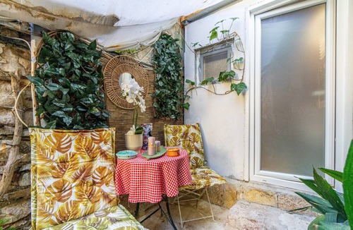 Old Town Apartment | Studio Apartment 'La Belleza' with Private Terrace and Private Garden
