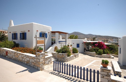 Aliki Apartment | Studio Apartment "Maria's Village One Bedroom House 4" with Sea View, Private Terrace & Wi-Fi