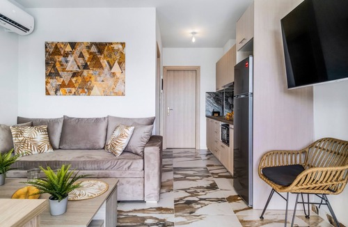 Nikiana Apartment | Studio Apartment 'Oceanida Thalia Lyxury Suite' with Sea View, Wi-Fi and Air Conditioning