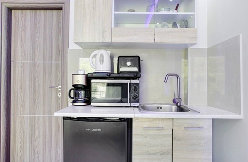 Alikanas Apartment | Studio Apartment 'Villa Dionysia Studio S6' with Shared Pool & Wi-Fi