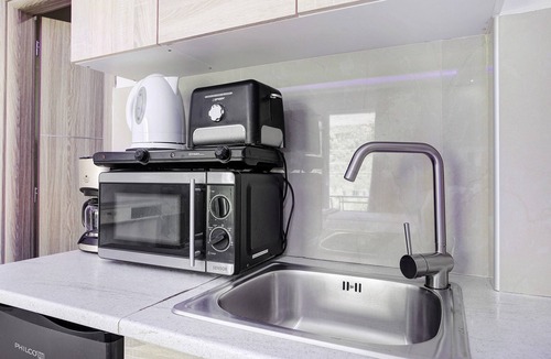 Alikanas Apartment | Studio Apartment 'Villa Dionysia Studio S6' with Shared Pool & Wi-Fi