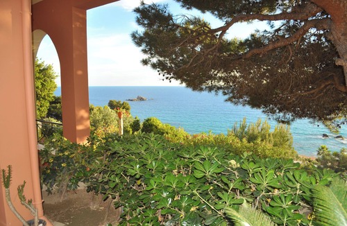 Parelia Apartment | Studio Apartment with adult and children's pool and sea view - Pelekas Beach