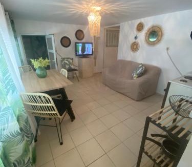 Kanali Apartment | Studio Cleopatra