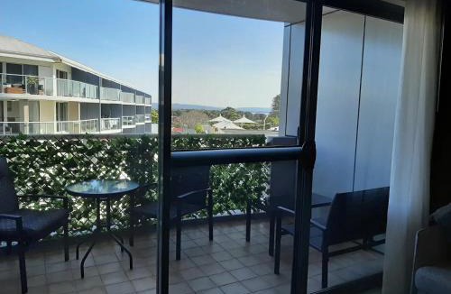 The Entrance Apartment | Studio with Pool, Spa and Gym