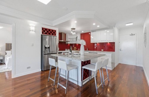 Cairns Central Business District Apartment | STUNNING COSTAL 3 BEDROOM APARTMENT IN CAIRNS CBD