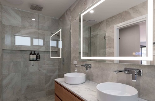 West Launceston House | Stunning Four Bedroom Home