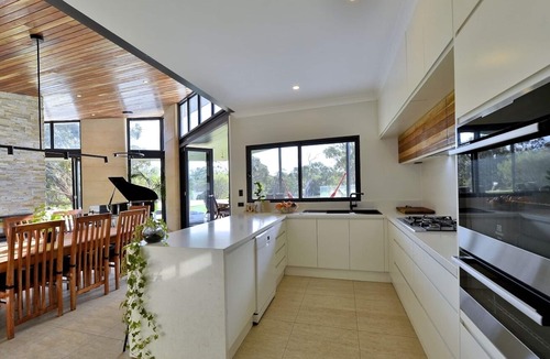 Herron House | Stunning home on 5 acres with Infinity Pool & Fireplace STRA6211R0XWC5V6