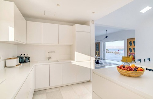 Chrissi Akti Villa | Stunning Seaside Villa in Paros