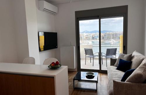 Pasalimani Apartment | Stunning View Zeas Marina - 1 bedroom