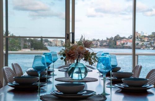 Abbotsford House | Stunning waterfront townhouse with shared swimpool, harbour view and free P