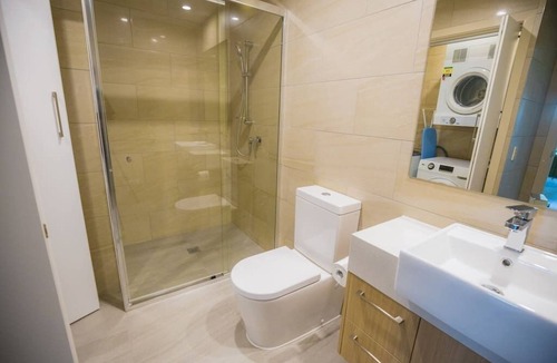 Windsor Apartment | Stylish 2-bedroom apartment in Windsor, Brisbane