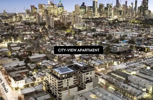 Collingwood North Apartment | Stylish 2bed Apartment in Fitzroy - Free Parking