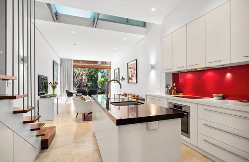 Balmain House | Stylish 3BR, 2BA King Beds Balmain Terrace Near Parks, Ferries & Darling Street