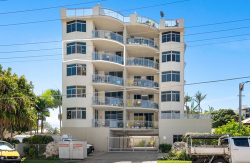 Redcliffe Condo | Stylish beachside unit 3 min walk to beach