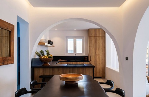 Kalafatis Villa | Stylish Mykonos Villa With Jacuzzi